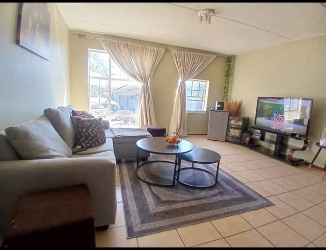 2 BEDROOM APARTMENT FOR SALE IN ALAN MANOR